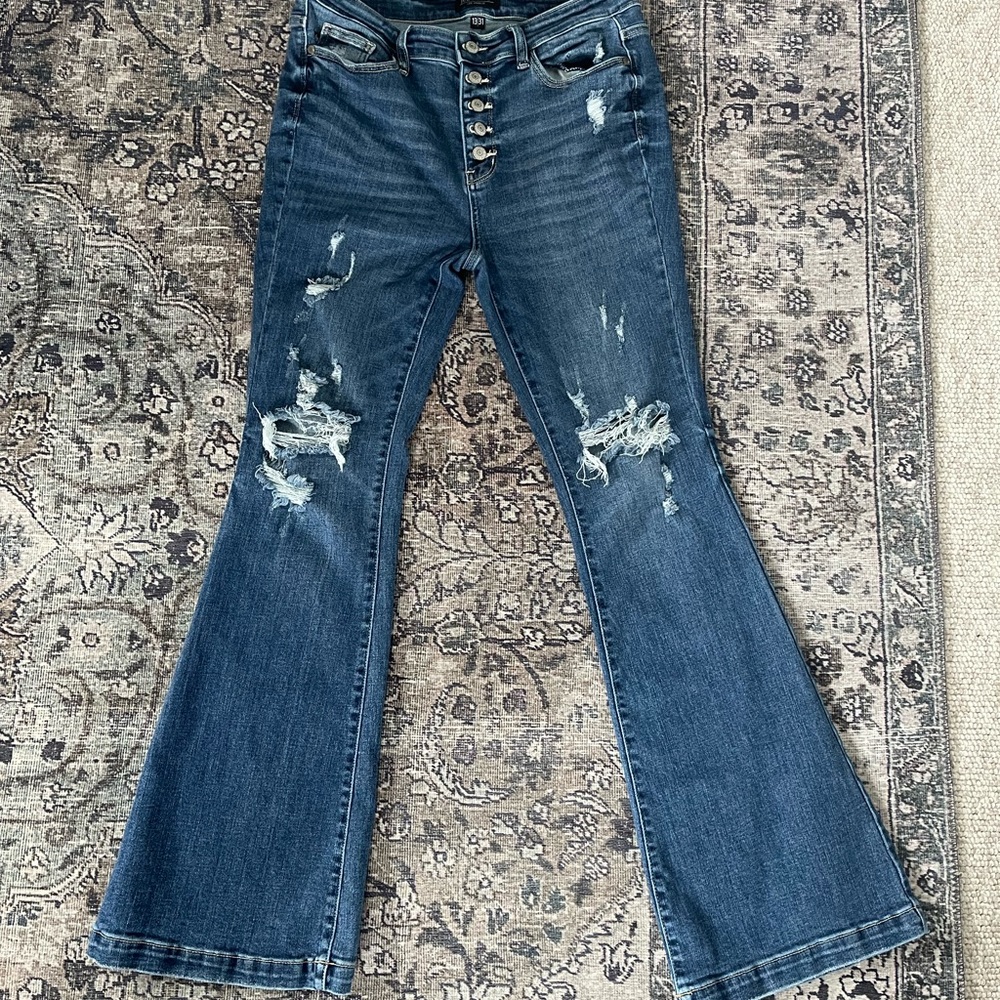 Judy Blue Flare Jeans 13/31 Button Fly - Super Stretchy